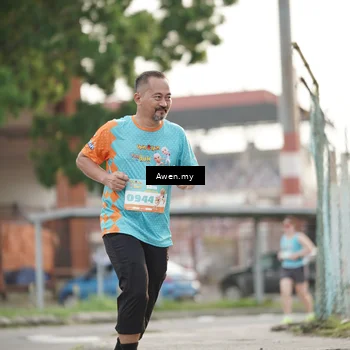 Runner Photo 8329649