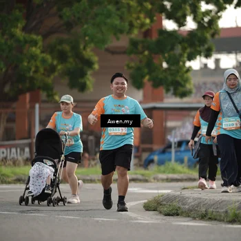 Runner Photo 8329662