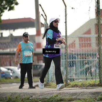 Runner Photo 8329675