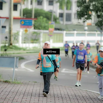 Runner Photo 8329682
