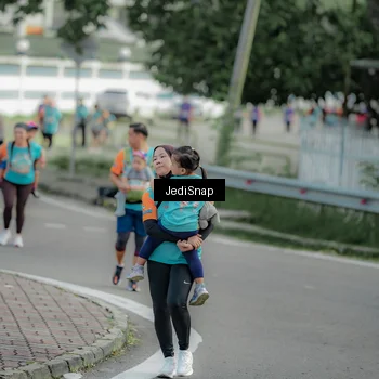 Runner Photo 8329712