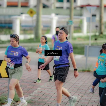Runner Photo 8329722