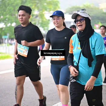 Runner Photo 8329763