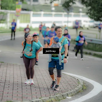 Runner Photo 8329766