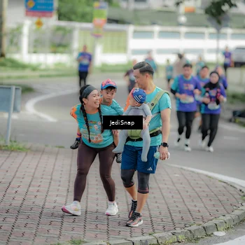 Runner Photo 8329782