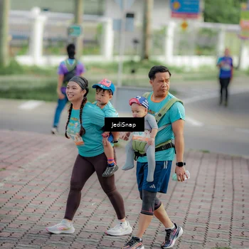 Runner Photo 8329820