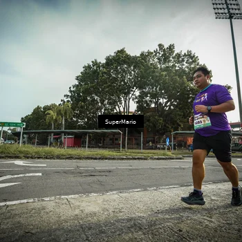 Runner Photo 8329863