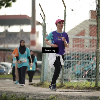 Runner Photo 8329882