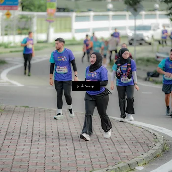 Runner Photo 8329893