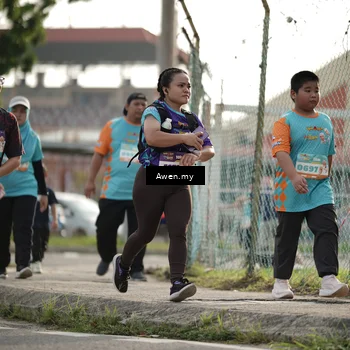 Runner Photo 8329913