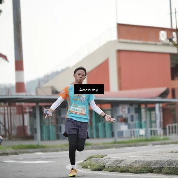 Runner Photo 8329919