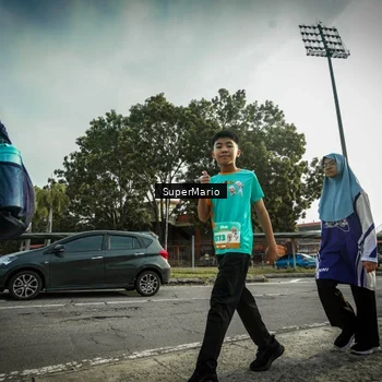 Runner Photo 8329987