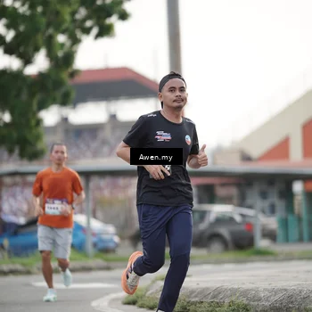 Runner Photo 8329992