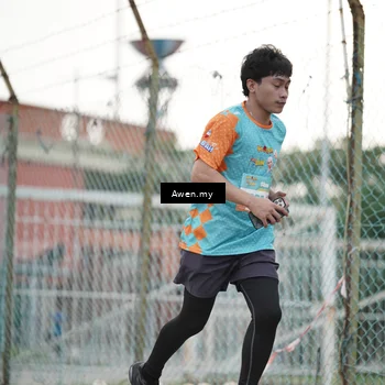 Runner Photo 8330008