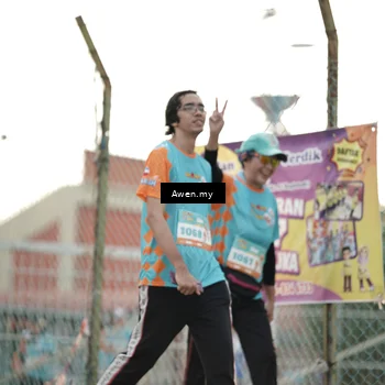 Runner Photo 8330011
