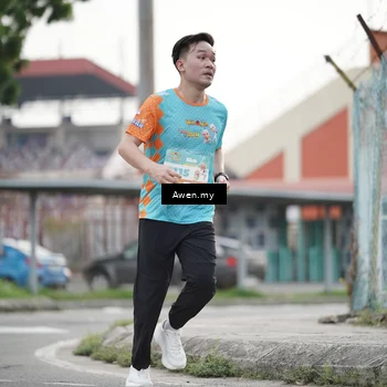 Runner Photo 8330017