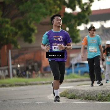 Runner Photo 8330030