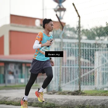 Runner Photo 8330038
