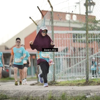 Runner Photo 8330043