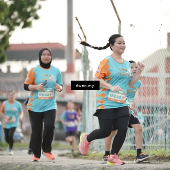 Runner Photo 8330046