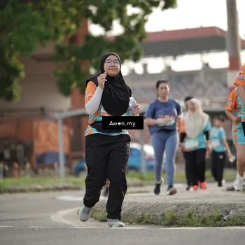 Runner Photo 8330054