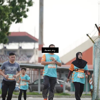 Runner Photo 8330055
