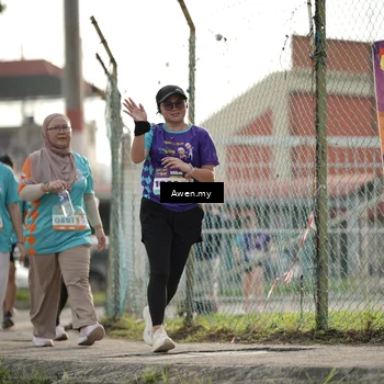 Runner Photo 8330062