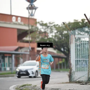 Runner Photo 8330092