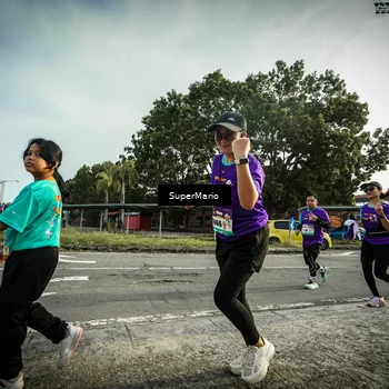 Runner Photo 8330096