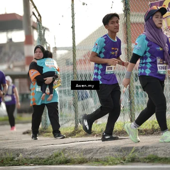 Runner Photo 8330201