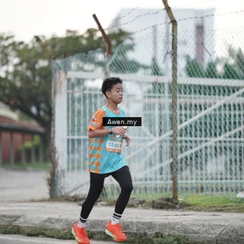 Runner Photo 8330210