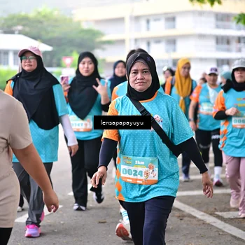 Runner Photo 8330272