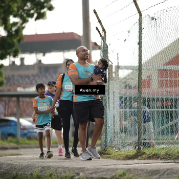 Runner Photo 8330279