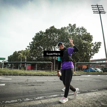 Runner Photo 8330283