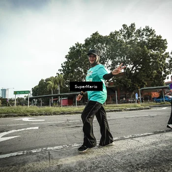 Runner Photo 8330301