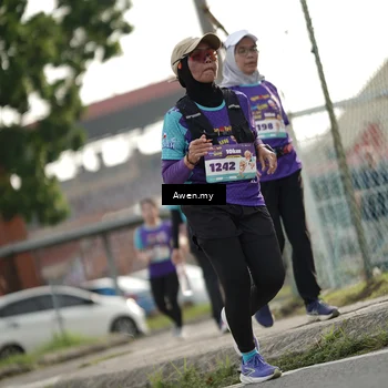 Runner Photo 8330302