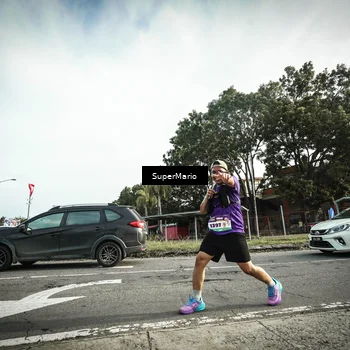 Runner Photo 8330337