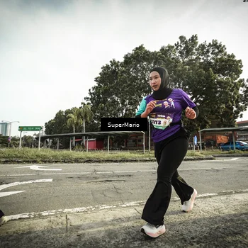 Runner Photo 8330359
