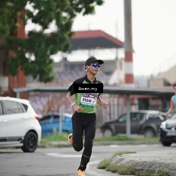 Runner Photo 8330374