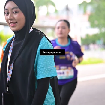 Runner Photo 8330375
