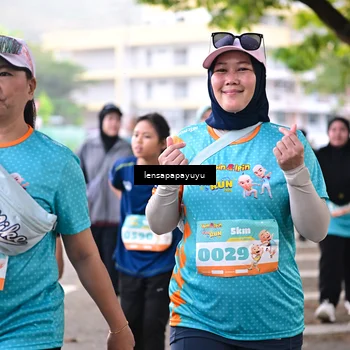 Runner Photo 8330398