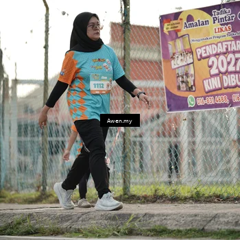 Runner Photo 8330400