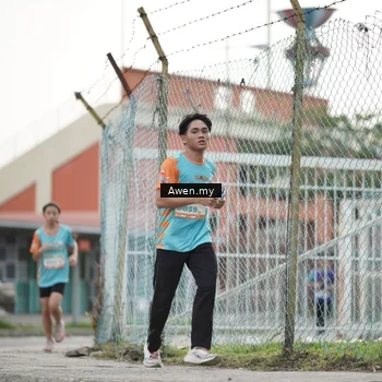 Runner Photo 8330401
