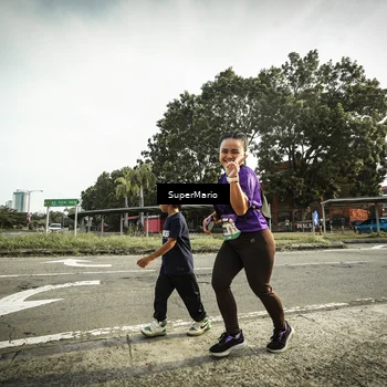 Runner Photo 8330403