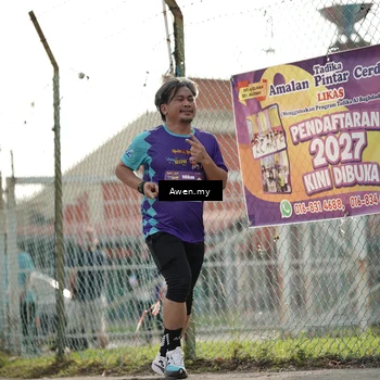 Runner Photo 8330429