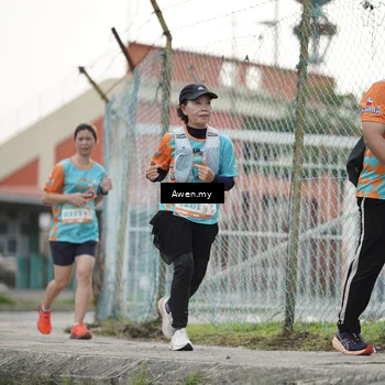 Runner Photo 8330442