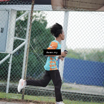 Runner Photo 8330444