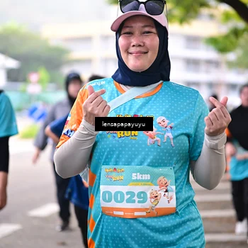 Runner Photo 8330472
