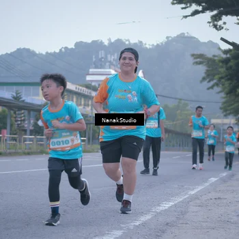 Runner Photo 8330490