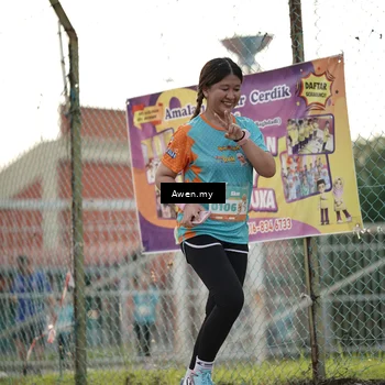Runner Photo 8330499